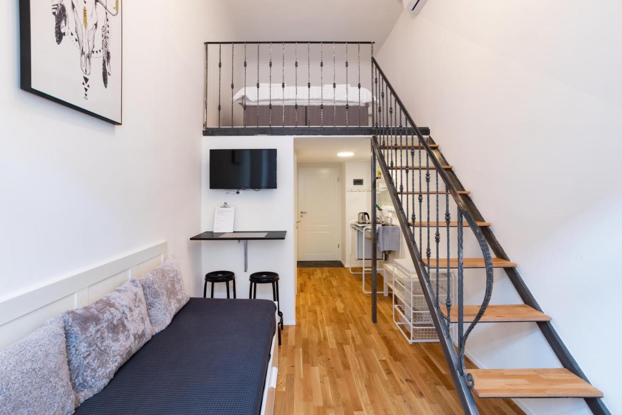 Rhino Apartments リュブリャナ エクステリア 写真